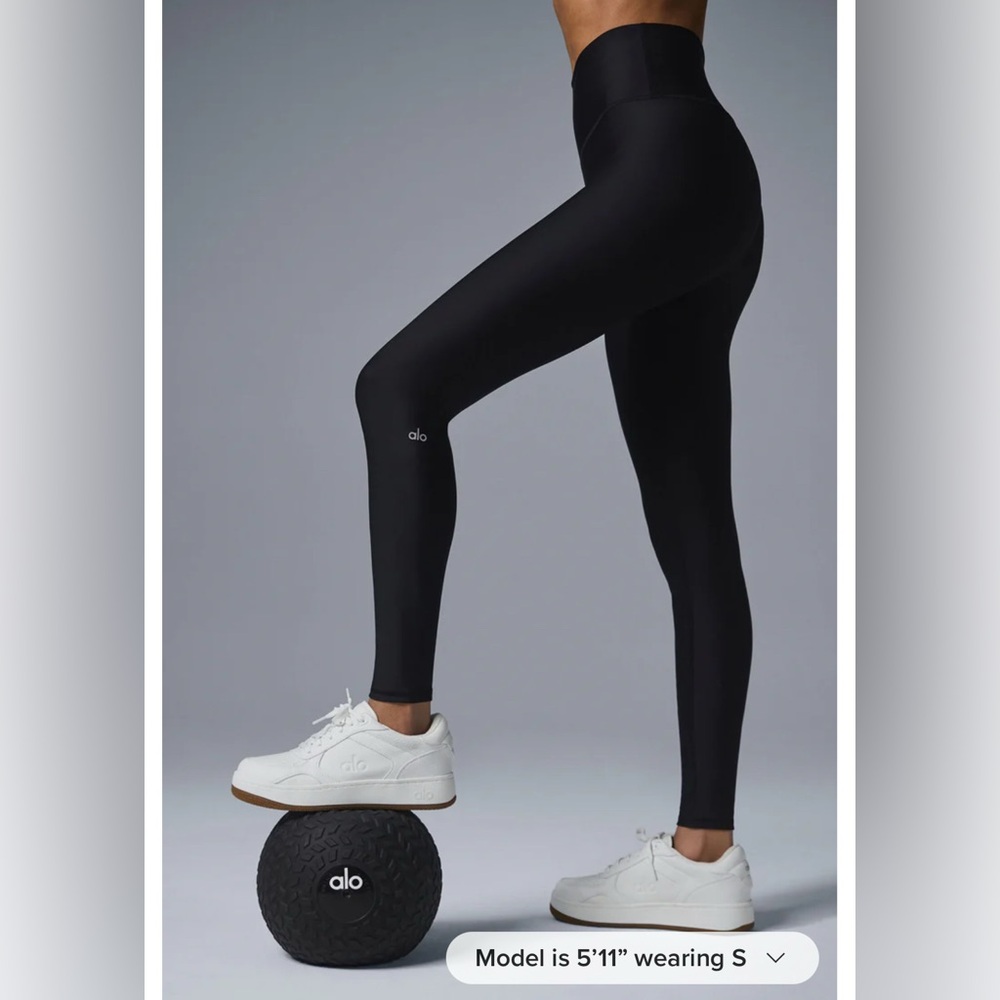 ALO 7/8 High-Waist Airlift Legging Size small
